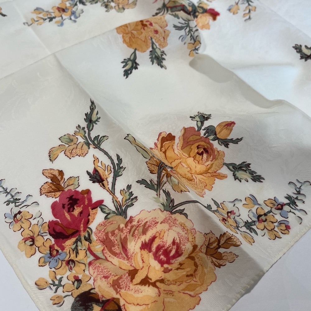 Ralph Lauren Pink and White Floral Cotton Bandana Scarf - Picture 4 of 12